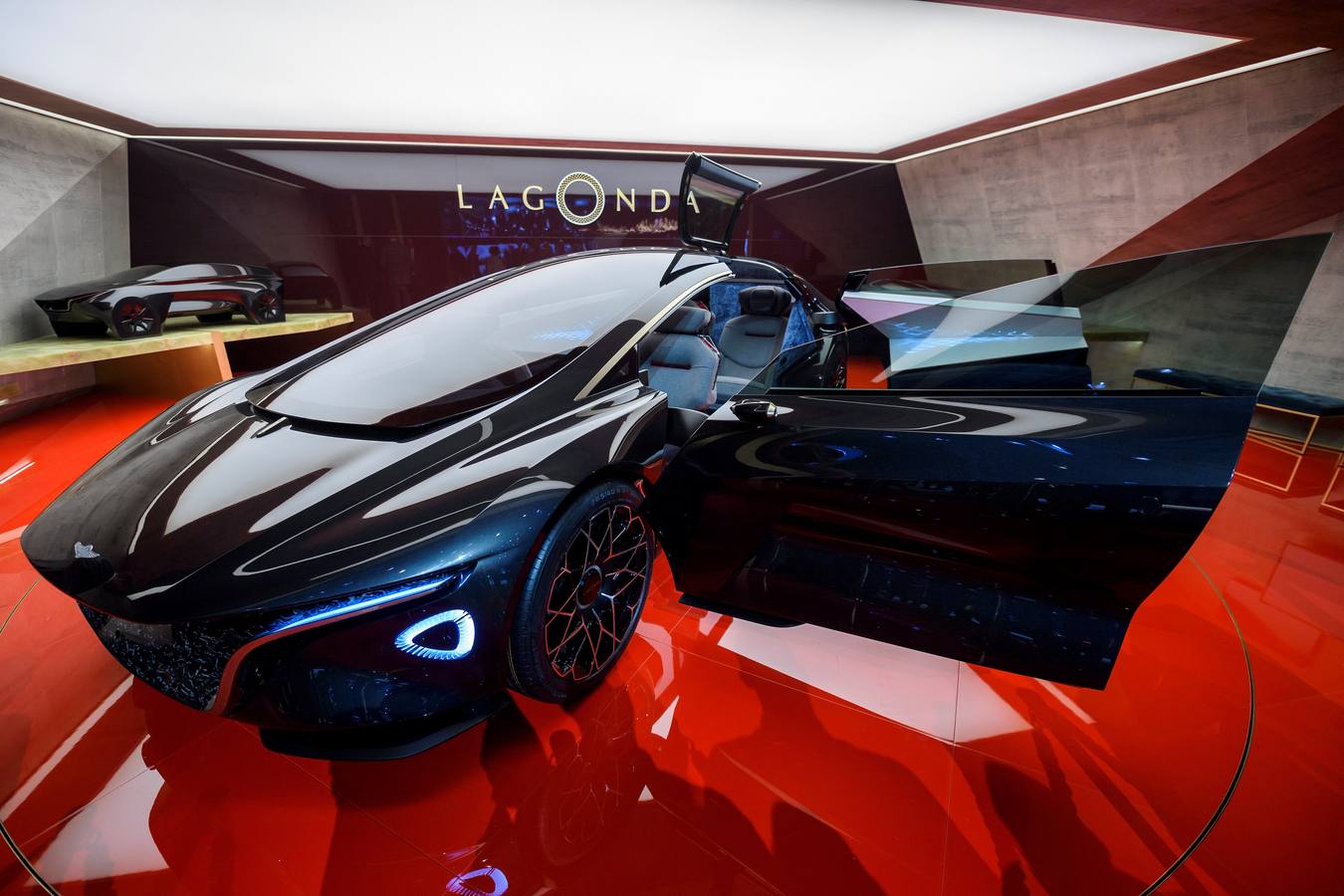 Aston Martin Lagonda Concept.