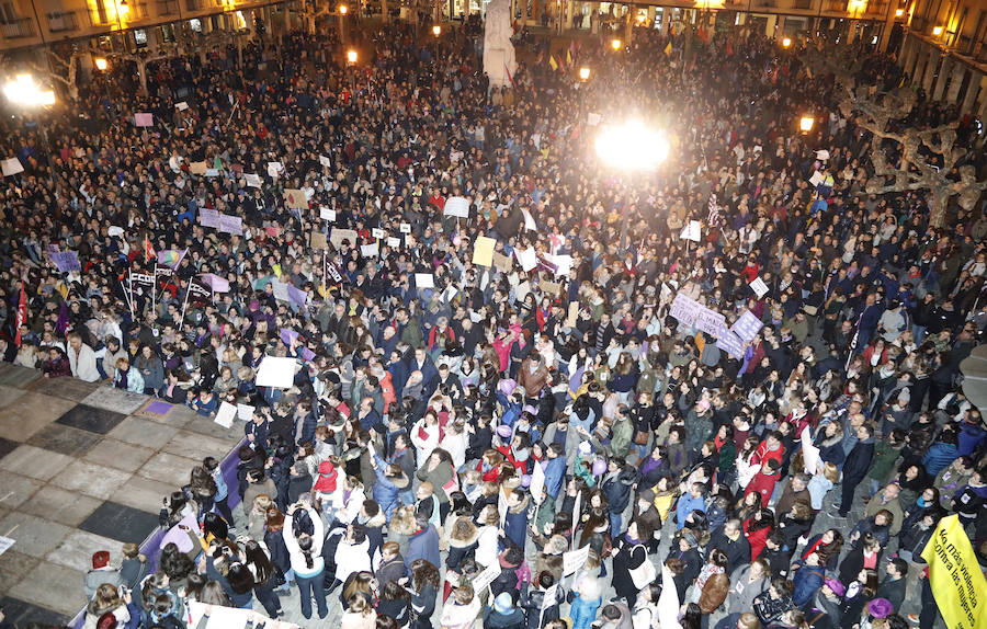 Fotos: El colofón reivindicativo del 8-M en Palencia