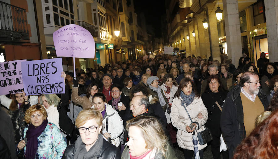 Fotos: El colofón reivindicativo del 8-M en Palencia