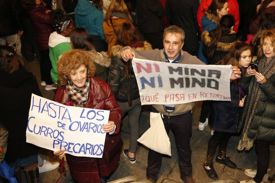 Más de 15.000 personas, según Policía Nacional, han participado en Salamanca en la manifestación convocada por los movimientos feministas con motivo del 8-M