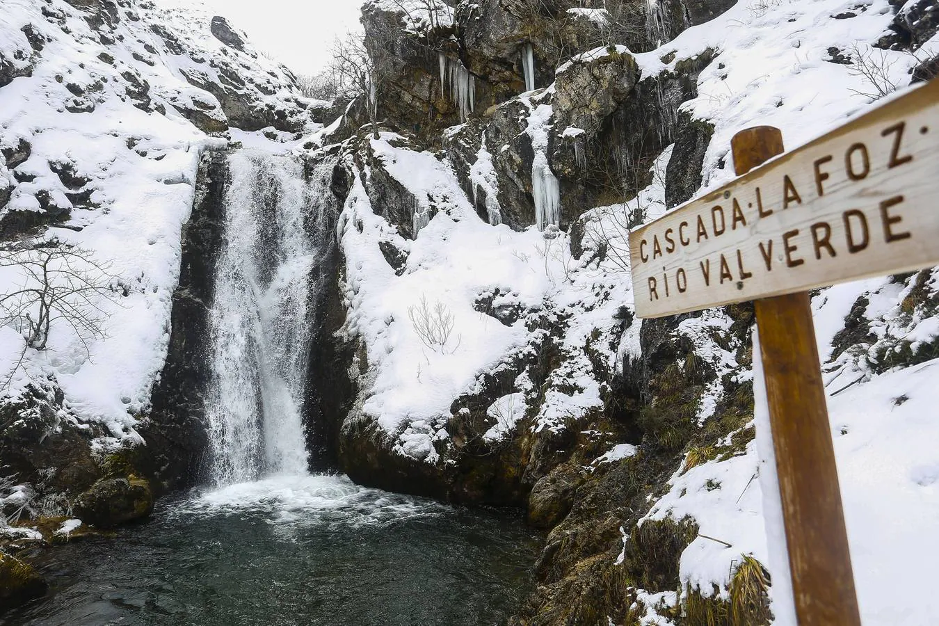 Cascada de la Foz en Torrestío (León).