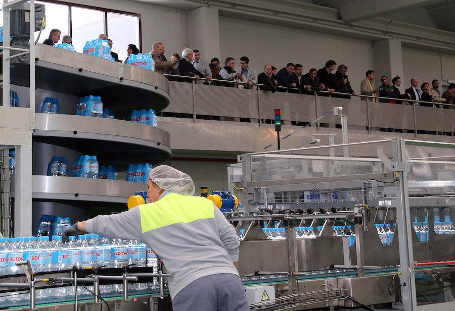 Fotos: Juan Vicente Herrera inaugura la planta de Bezoya en Ortigosa del Monte