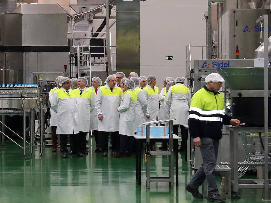 Fotos: Juan Vicente Herrera inaugura la planta de Bezoya en Ortigosa del Monte