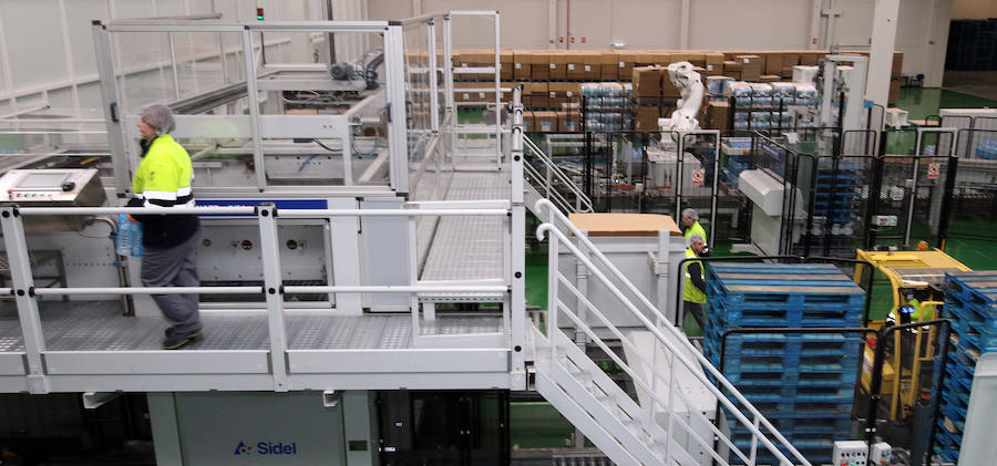 Fotos: Juan Vicente Herrera inaugura la planta de Bezoya en Ortigosa del Monte