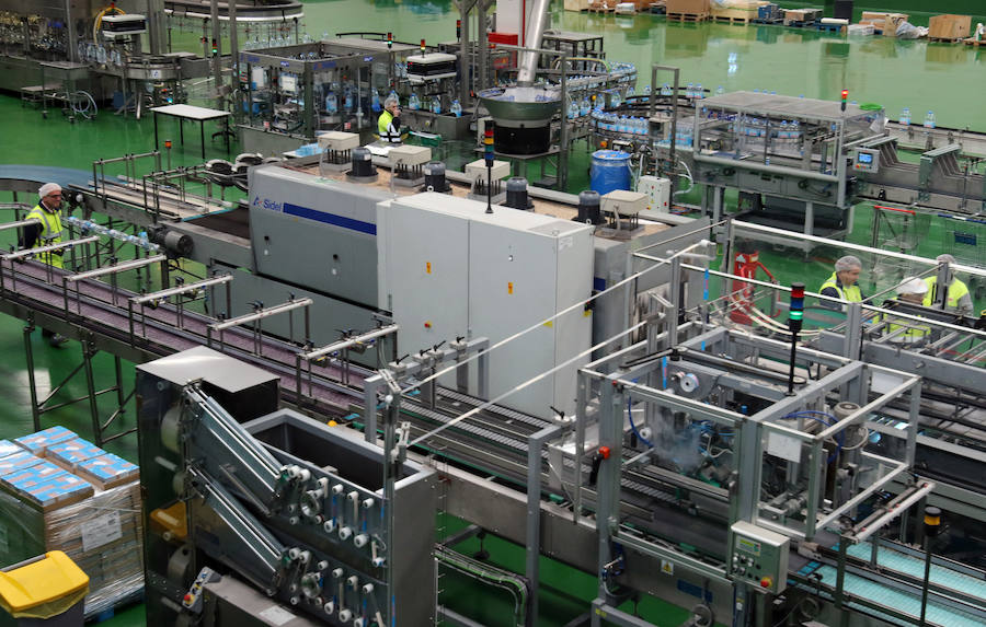 Fotos: Juan Vicente Herrera inaugura la planta de Bezoya en Ortigosa del Monte