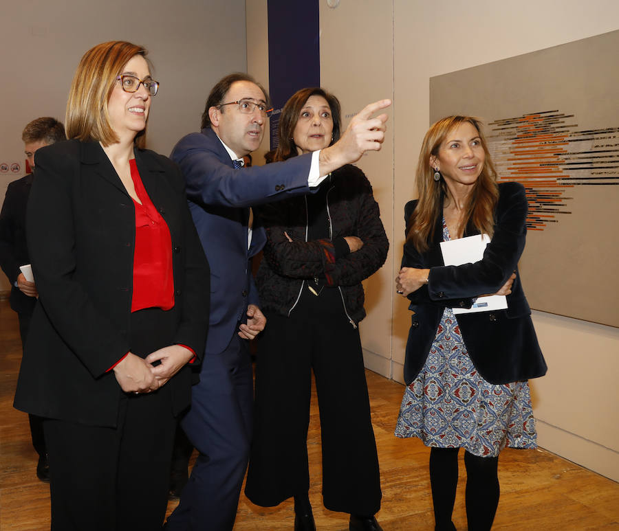 Fotos: Exposición Águeda de la Pisa en Palencia