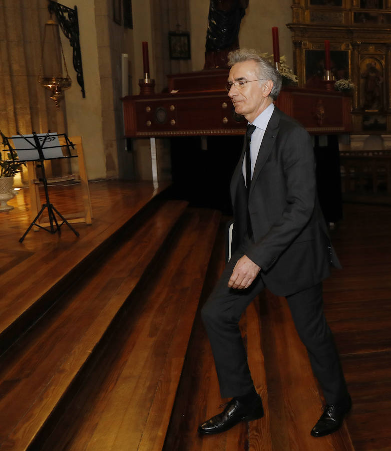 Fotos: Pregón de Semana Santa en Palencia