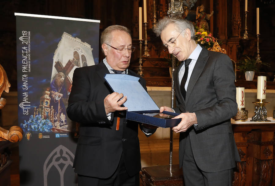 Fotos: Pregón de Semana Santa en Palencia