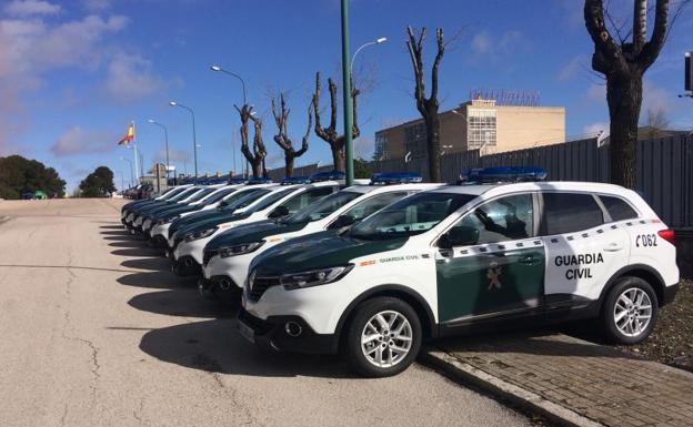 Los nuevos Kadjar que equiparán a las patrullas de la Guardia Civil en el Colegio de Guardias Jóvenes de Valdemoro, en Madrid. 