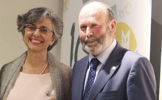 Isabel Martín Arija y Ernesto Moronta, responsables de Caja Rural de Salamanca.