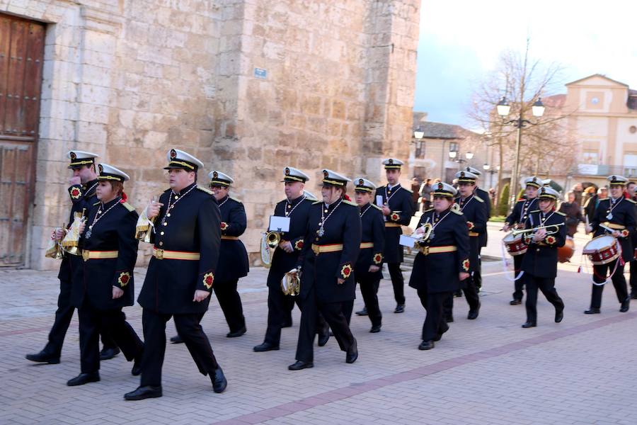 Fotos: Certamen de bandas de Semana Santa en Dueñas