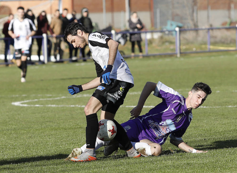 Fotos: CD Becerril (1-2) Palencia Cristo Atlético