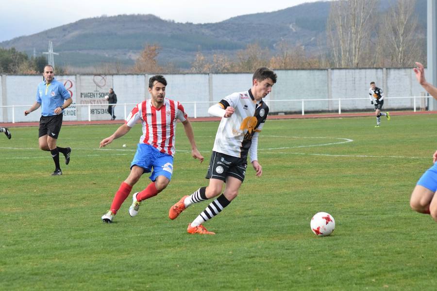 El equipo salmantino gana en el 90 con un tanto de Diego Abad y se aúpa de nuevo al primer puesto tras el empate del Astorga con el Salmantino