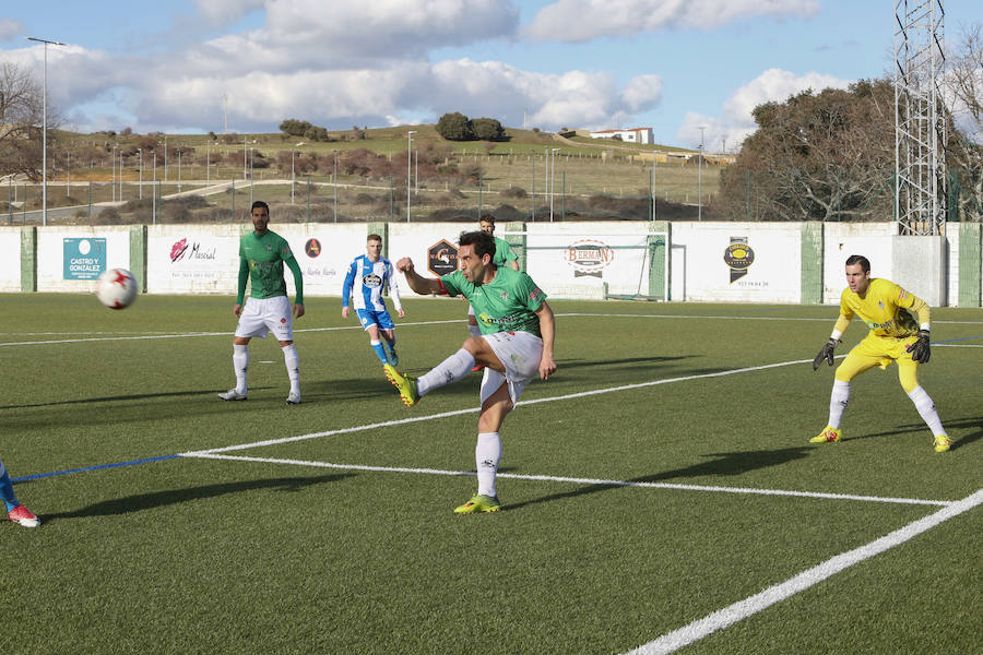 El equipo chacinero cae ante el filial del Deportivo de La Coruña en lo que es la segunda derrota seguida del equipo charro, que cae al 12º puesto 