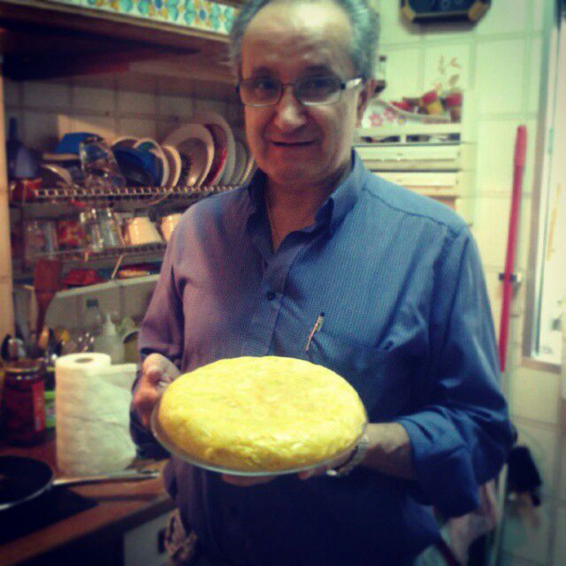 «Para Julio Herguedas, el mejor padre del mundo».