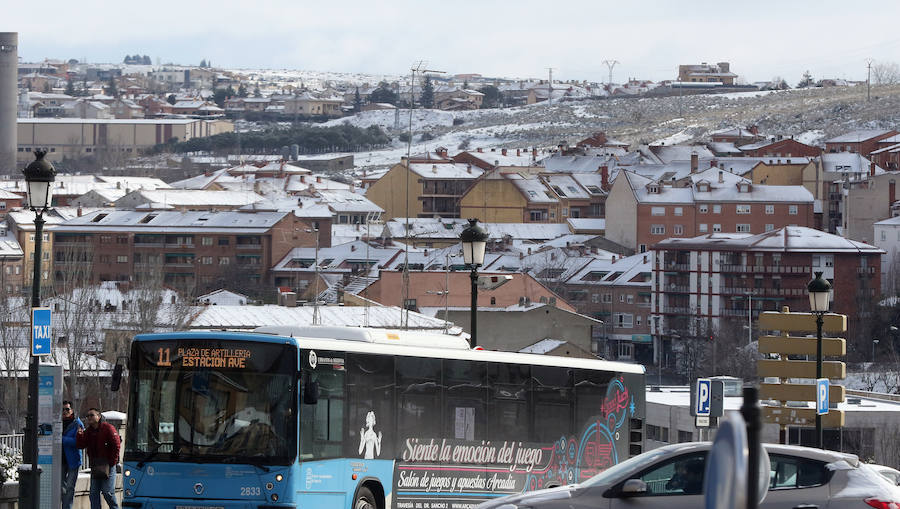 Fotos: Segovia recibe a la primavera con nieve y frío extremo