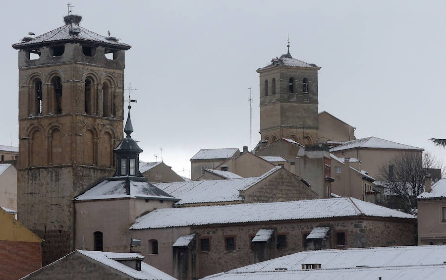 Fotos: Segovia recibe a la primavera con nieve y frío extremo