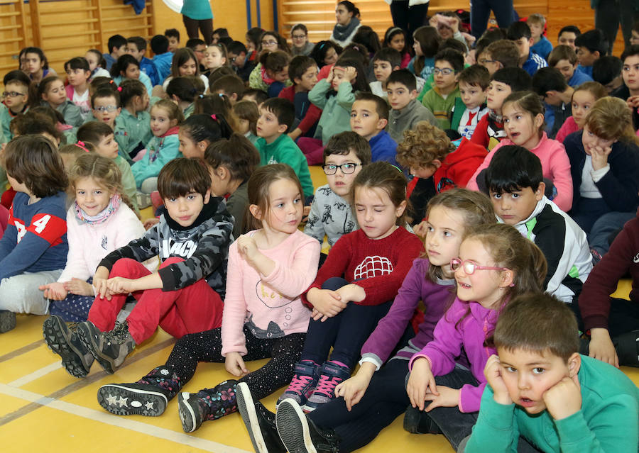 Fotos: Día del Árbol en el colegio Elena Fortun