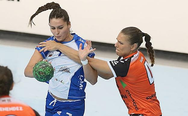 Eli Cesáreo, en un partido ante el Bera Bera. 