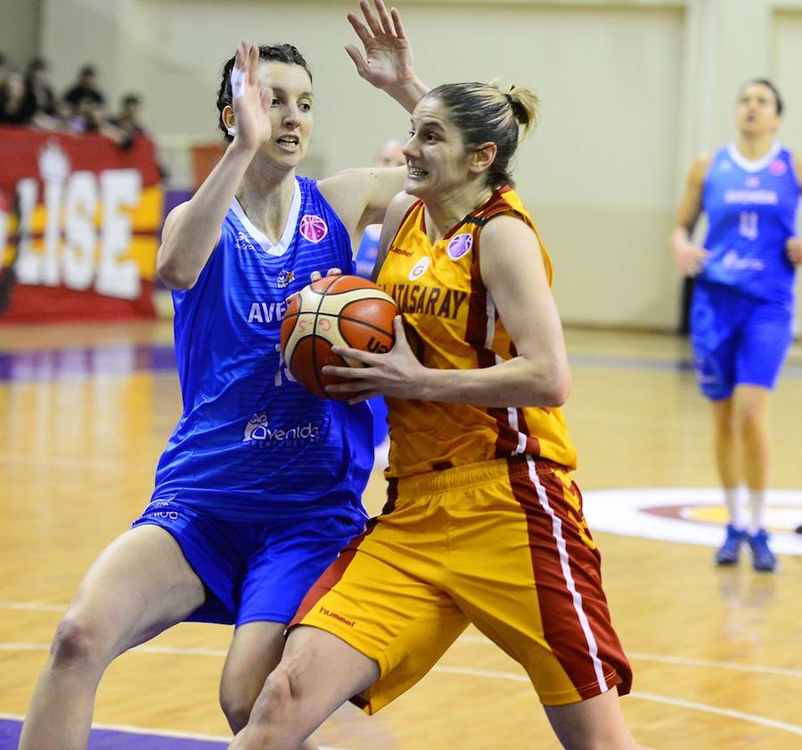 Fotos: Galatasaray 69 - 62 Avenida