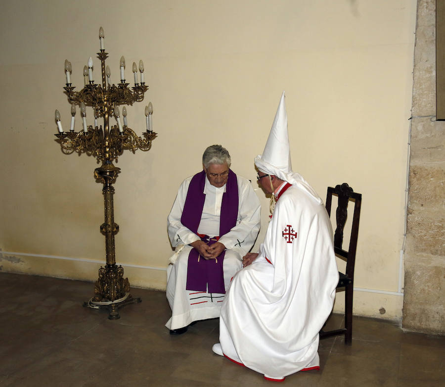 Fotos: Procesión de la Piedad en Palencia