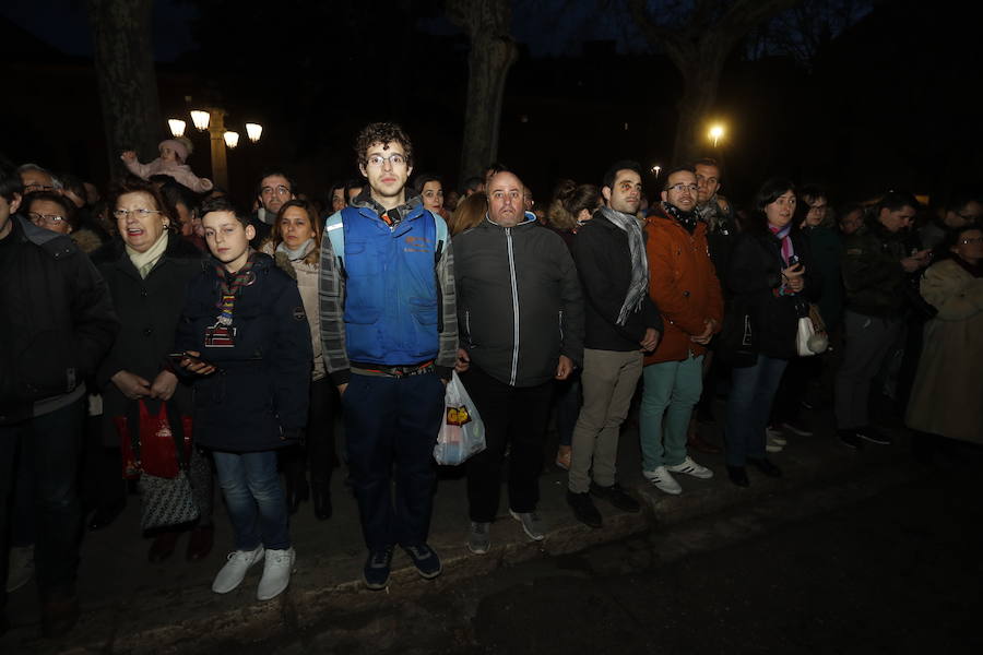 Fotos: Procesión del Ejercicio Público de las Cinco Llagas en Valladolid