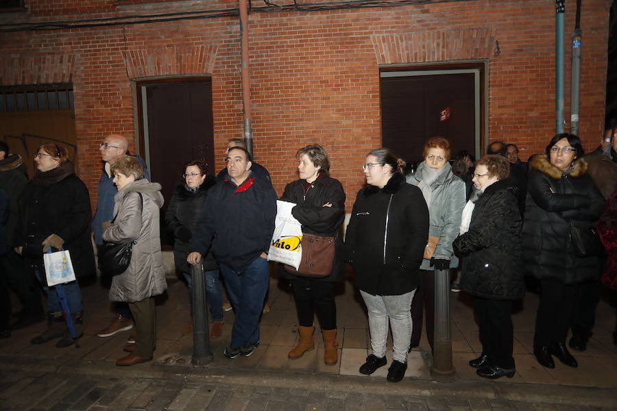 Fotos: Procesión del Ejercicio Público de las Cinco Llagas en Valladolid