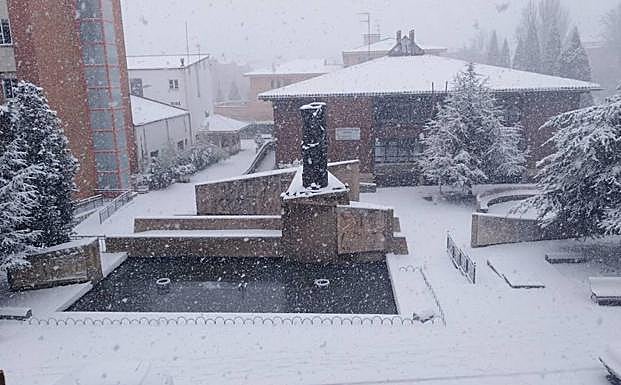Nevada de esta mañana en Guardo. 