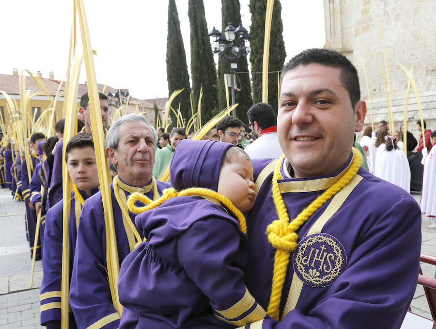 Fotos: Las imágenes de la procesión de Ramos en Palencia