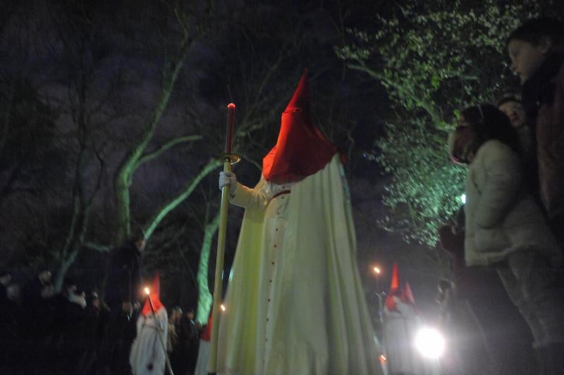 Fotos: Procesión del Traslado del Santo Cristo