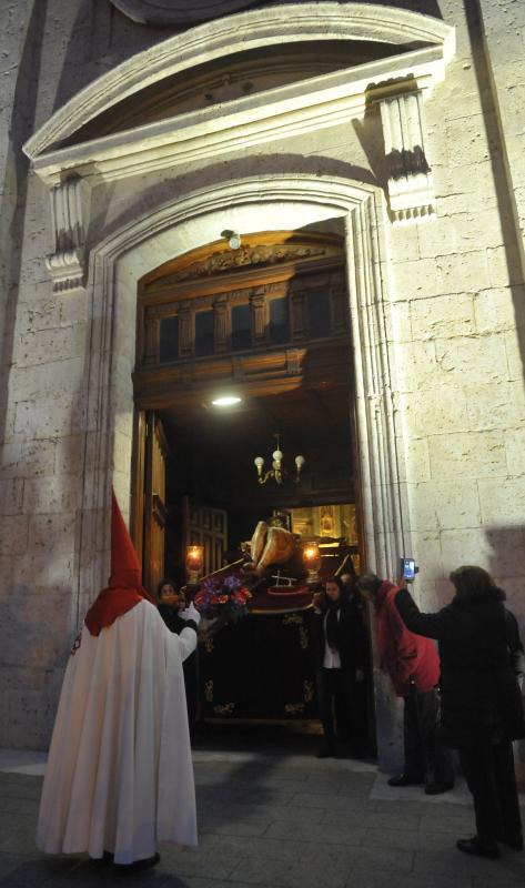 Fotos: Procesión del Traslado del Santo Cristo