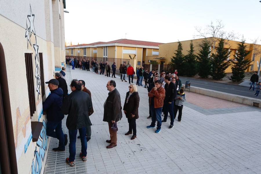 Fotos: Venta de entradas de Avenida