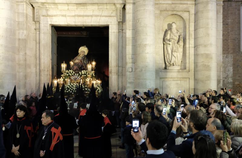 Fotos: Procesión del Encuentro en Valladolid