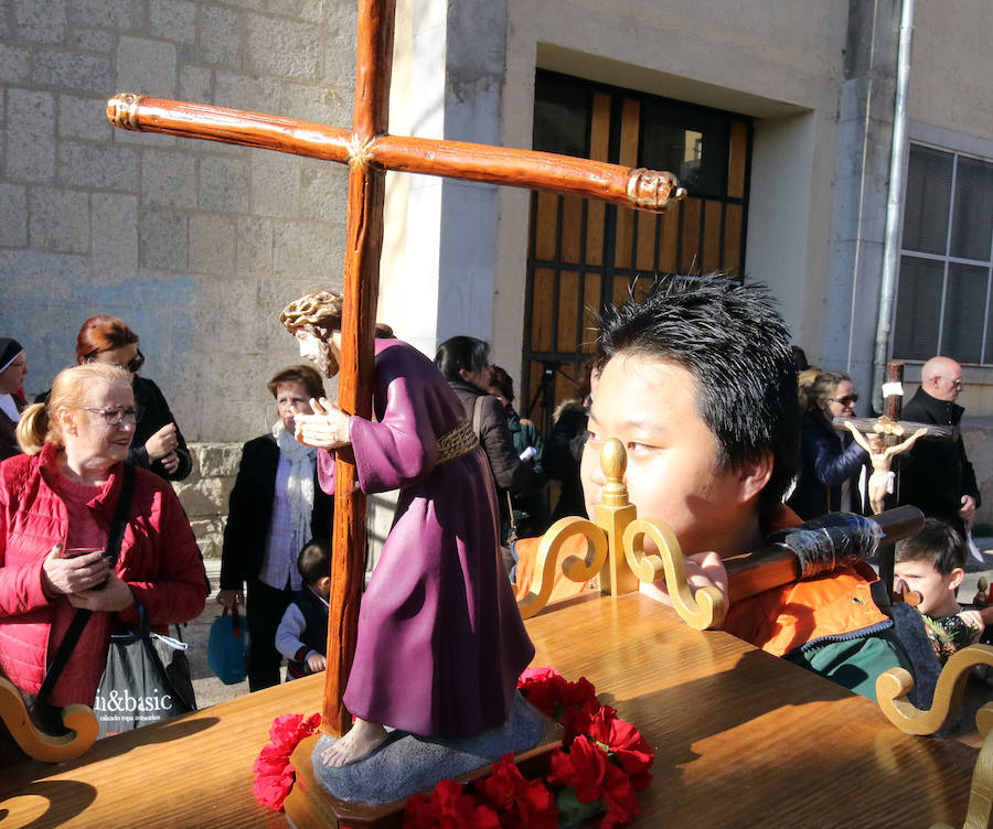 Fotos: Procesión de la Pasión de Jesucristo por los niños de la parroquia de San José
