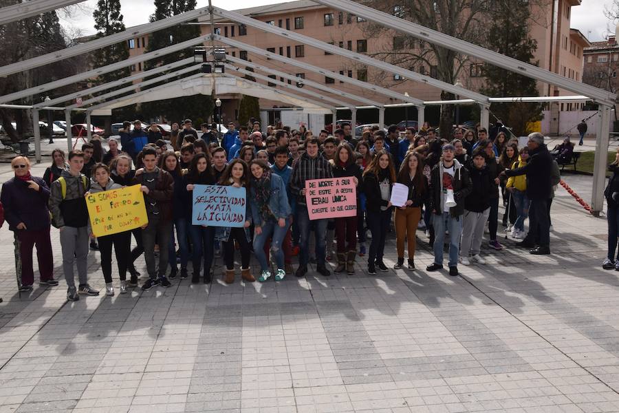 Fotos: Concentración de estudiantes en Guardo
