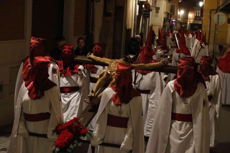Fotos: Procesión de la Cofradía del Santo Cristo de la Buena Muerte en Peñafiel