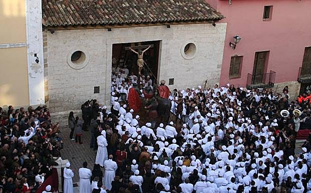 Salida de Longinos desde la capitlla de los Pasos Grandes. 
