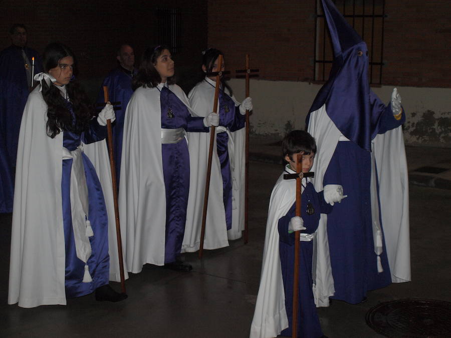 Fotos: Procesión del Santo Rosario en Torrelobatón