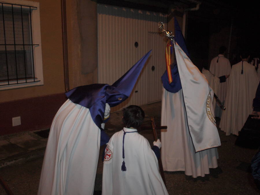 Fotos: Procesión del Santo Rosario en Torrelobatón