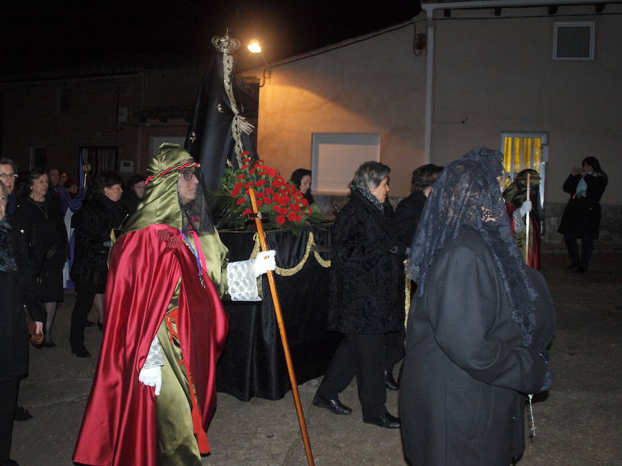 Fotos: Procesión del Santo Rosario en Torrelobatón