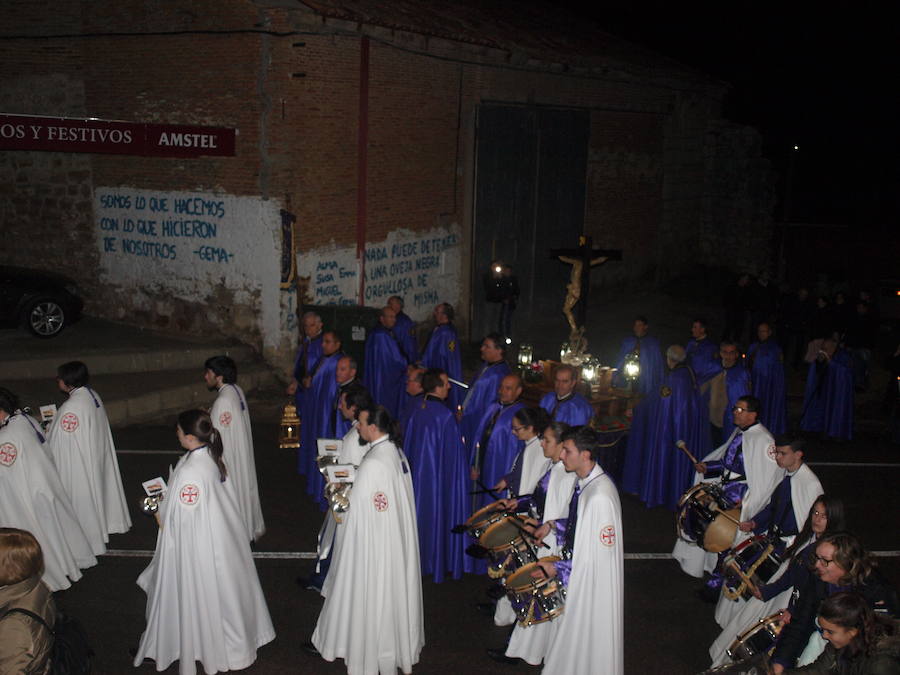 Fotos: Procesión del Santo Rosario en Torrelobatón
