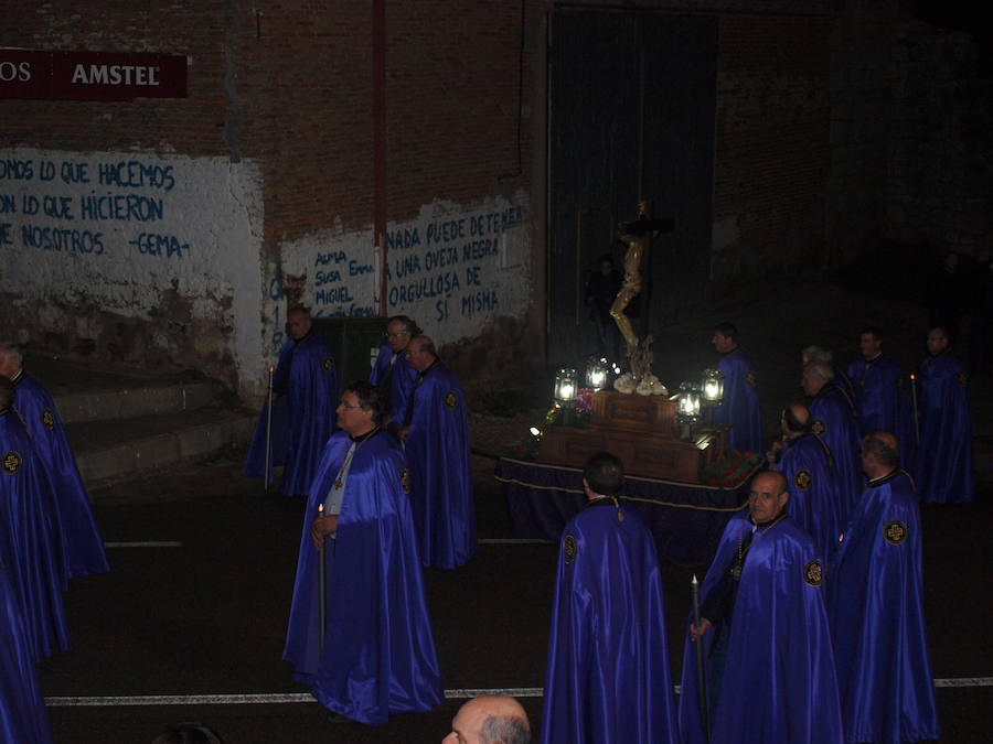Fotos: Procesión del Santo Rosario en Torrelobatón