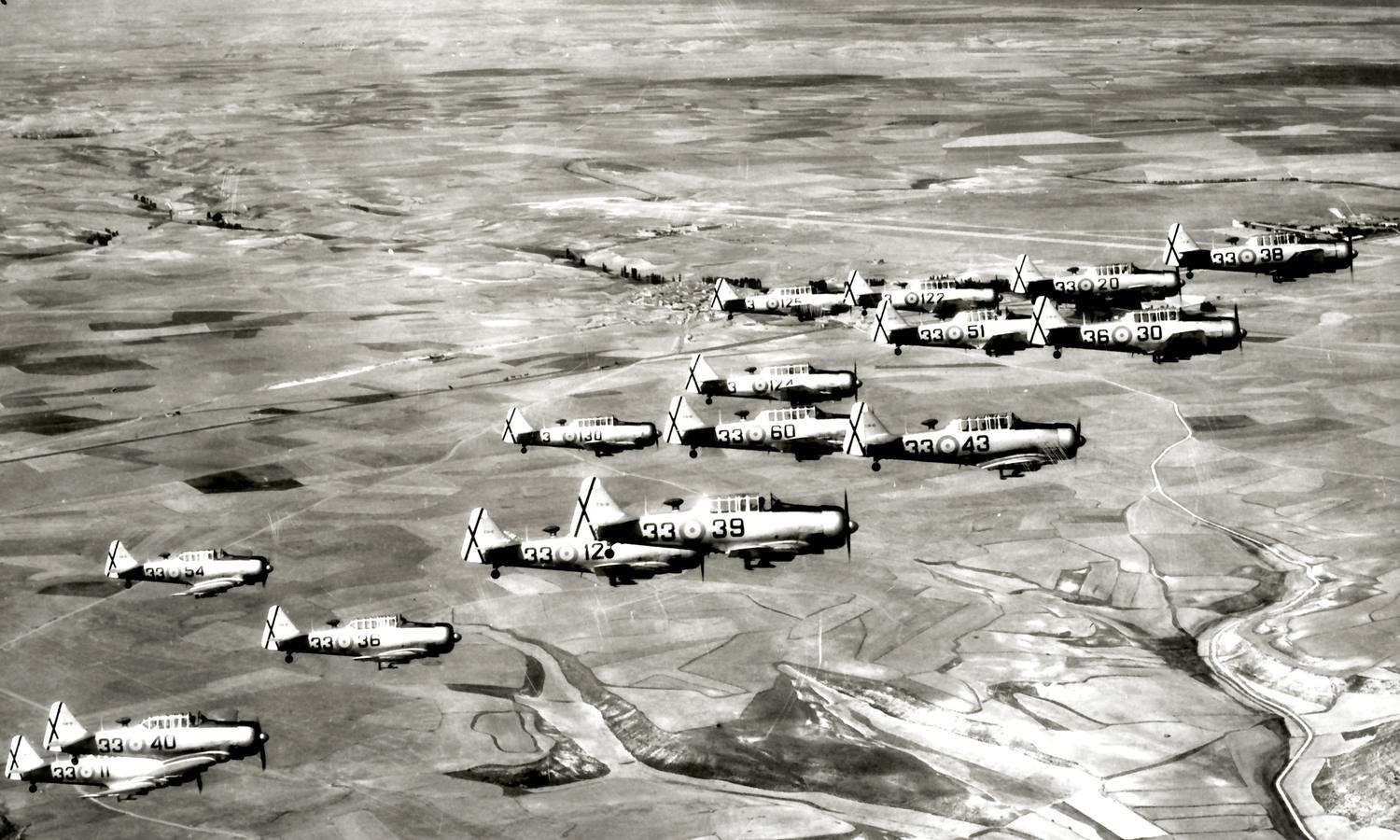 Fotos: El aeropuerto de Valladolid cumple 80 años (1/2)