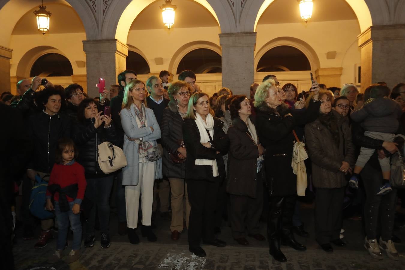 Fotos: Si estuviste en la procesión del Encuentro, búscate en la fotos