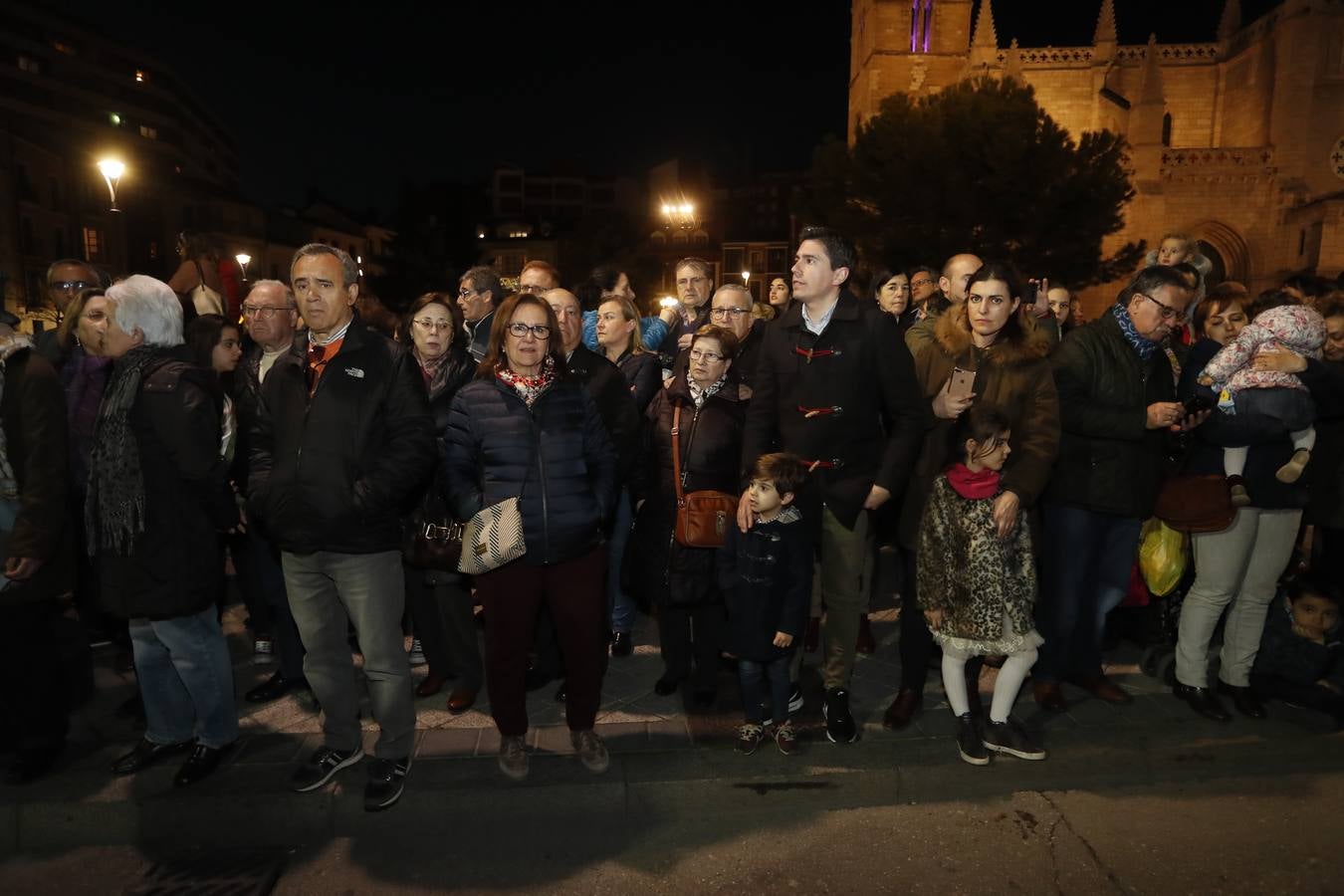 Fotos: Si estuviste en la procesión del Encuentro, búscate en la fotos