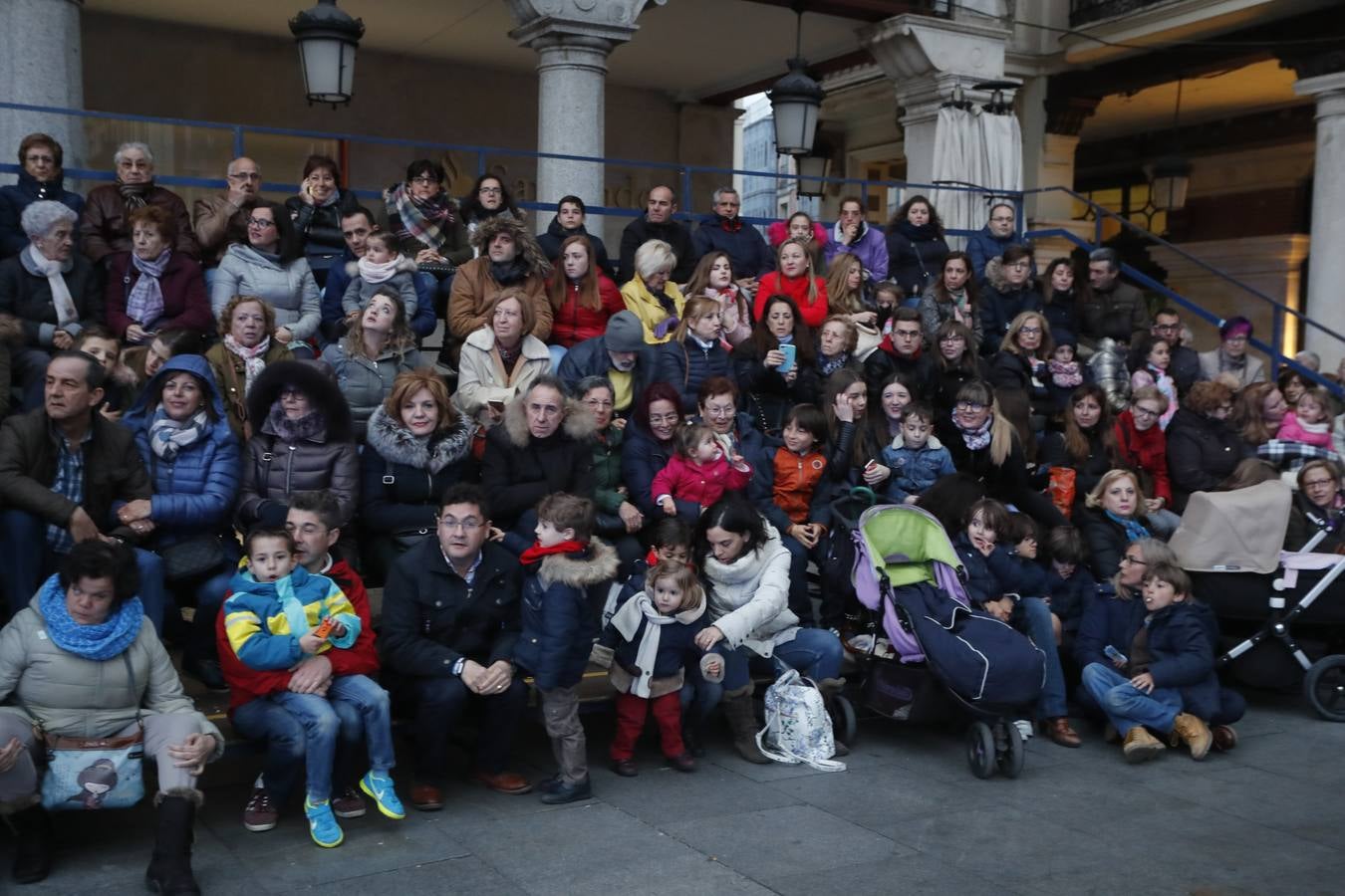 Fotos: Si estuviste en el Vía Crucis, búscate en las fotos