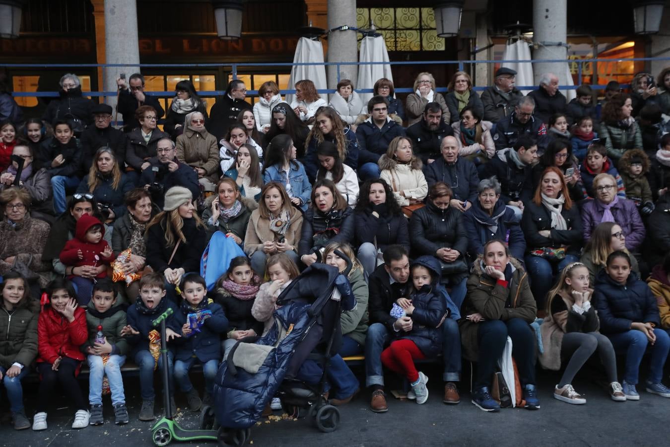 Fotos: Si estuviste en el Vía Crucis, búscate en las fotos