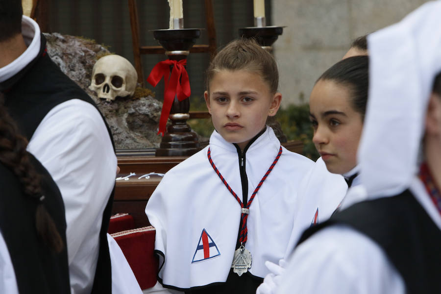 Fotos: Procesión del Vía Crucis de San Bernardo en Salamanca