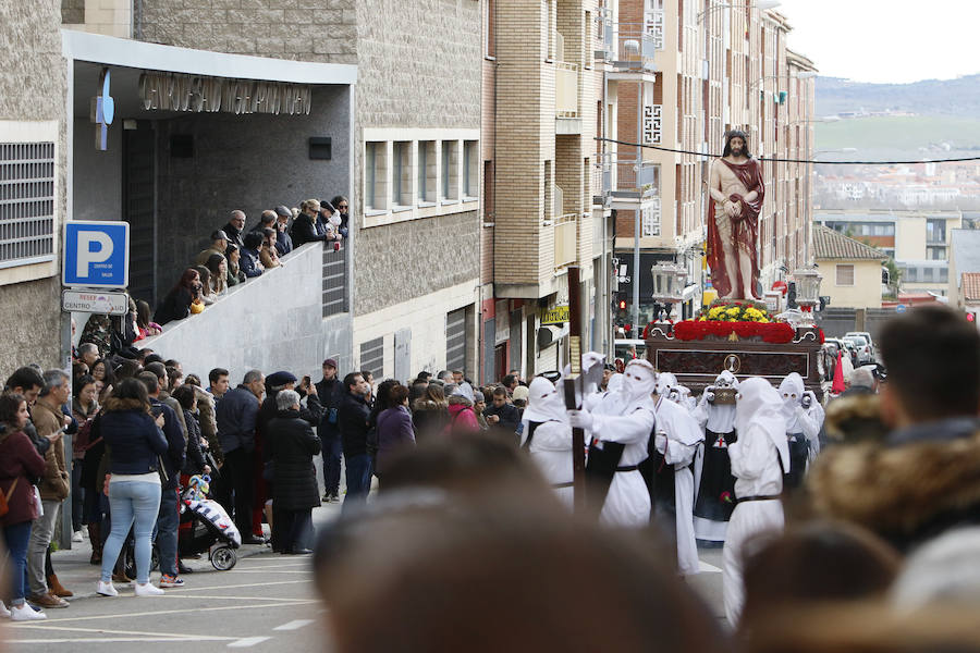 Fotos: Procesión del Vía Crucis de San Bernardo en Salamanca