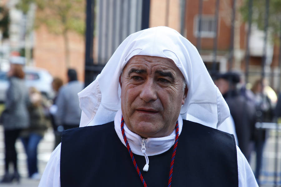 Fotos: Procesión del Vía Crucis de San Bernardo en Salamanca